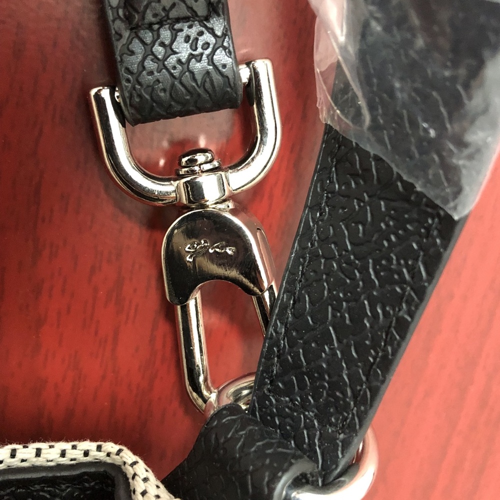 Longchamp Essential Toile Bucket Bag - Picture 4 of 6